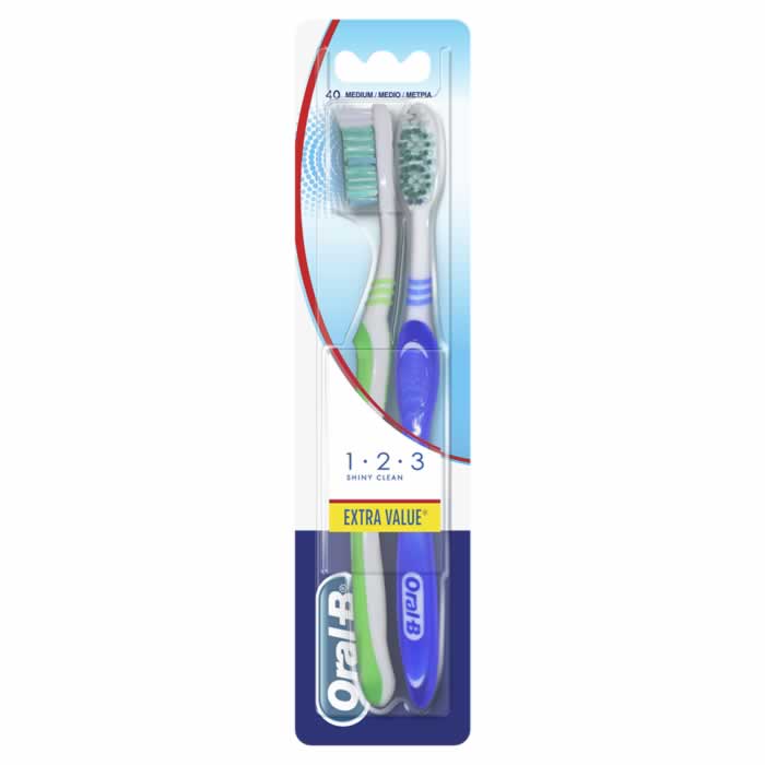 ORAL B SHINY CLEAN TOOTHBRUSH 2 units. VARIOUS COLORS/MODELS. MEDIUM
