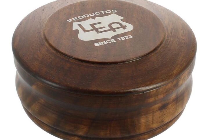 Lea Classic Shaving Cream In Wood Jar 100ml